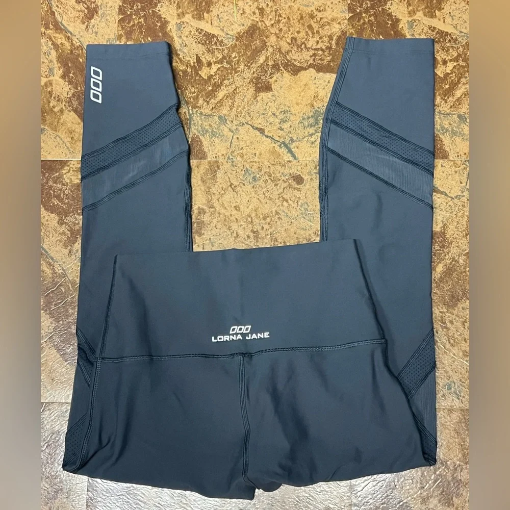 Lorna Jane Gray High-Waisted Active Leggings | Size M